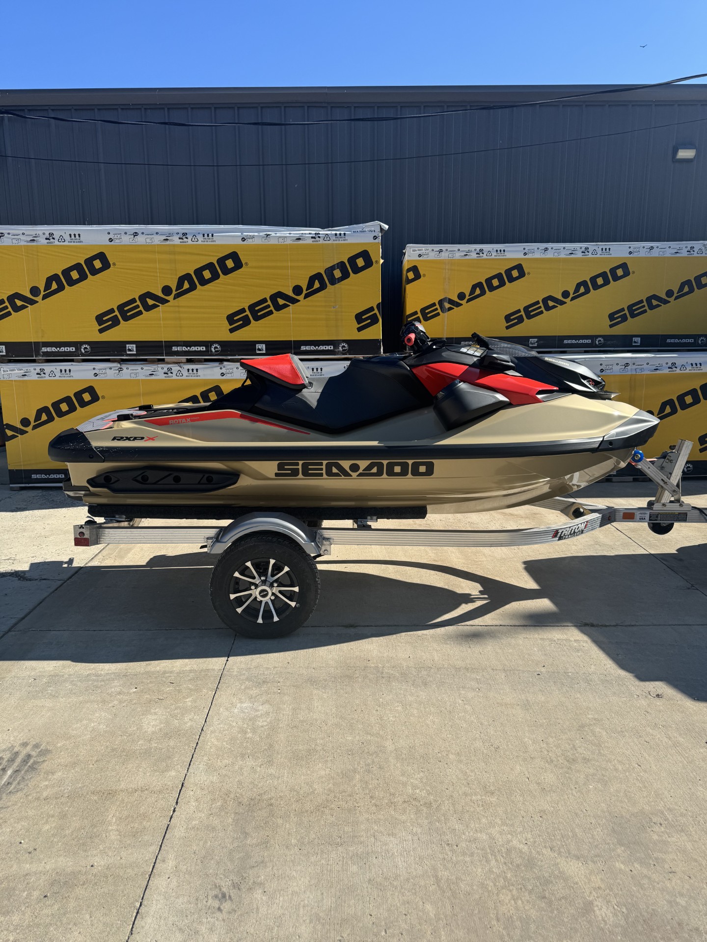 2025-Sea-Doo-RXP-X-325-Metallic-Tan-and-Lava-Red-Premium-79D525